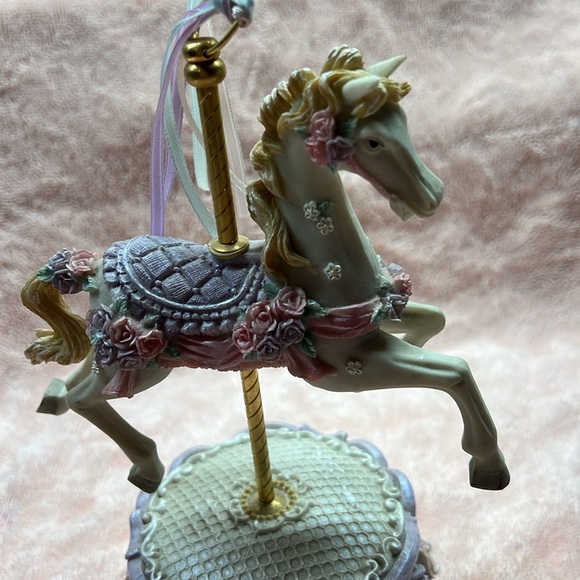 Music box - Picture 2 of 2